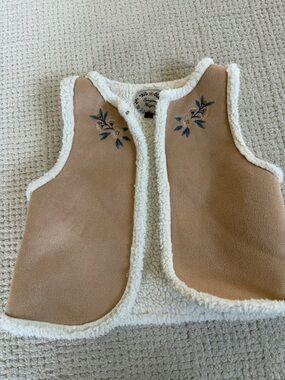 3T Children's Tan Sherpa Vest with Embroidered Detail